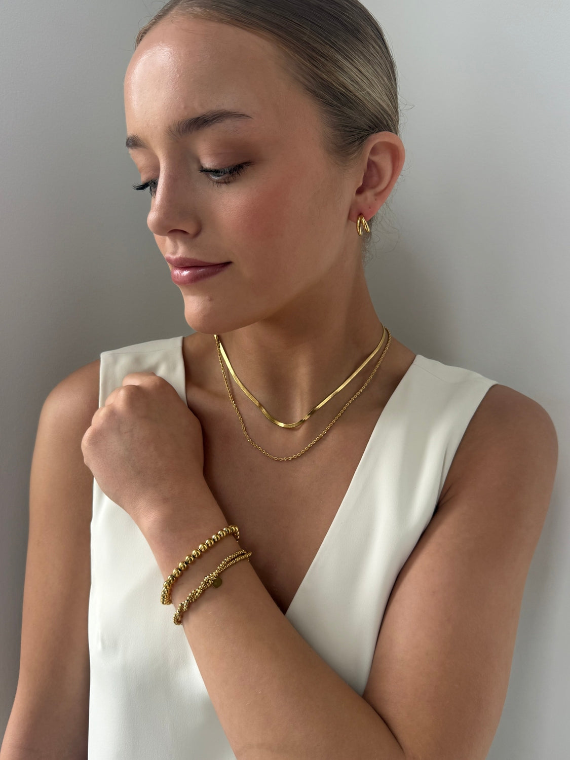 Jen - Gold Hoop Earring