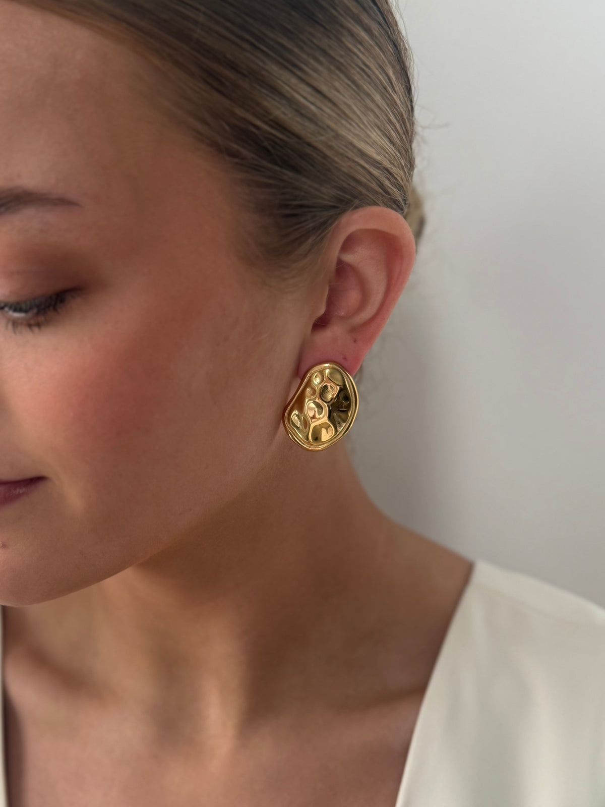 Rachel - Gold Earring