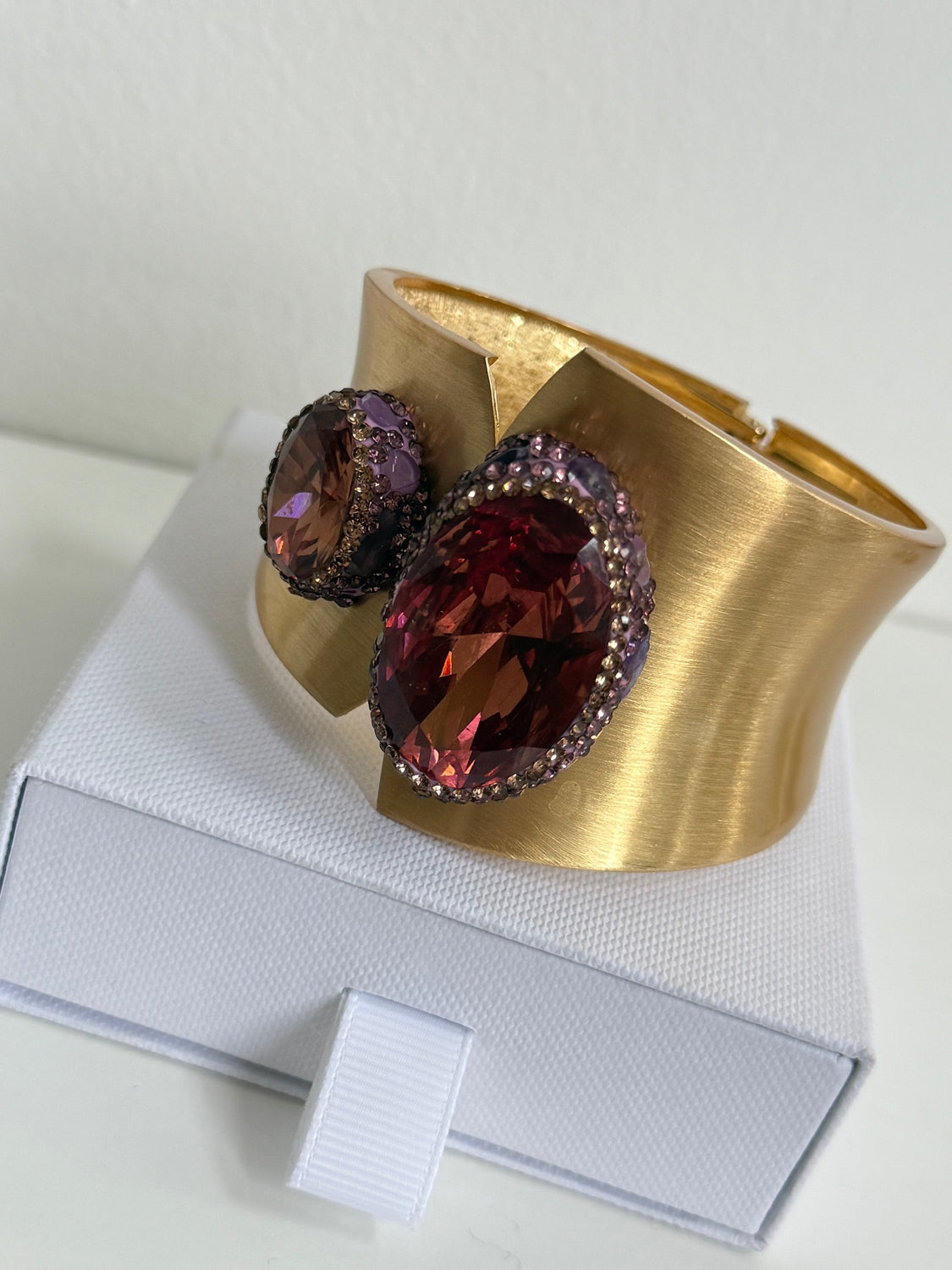 Sarah - Gold Purple Bangle