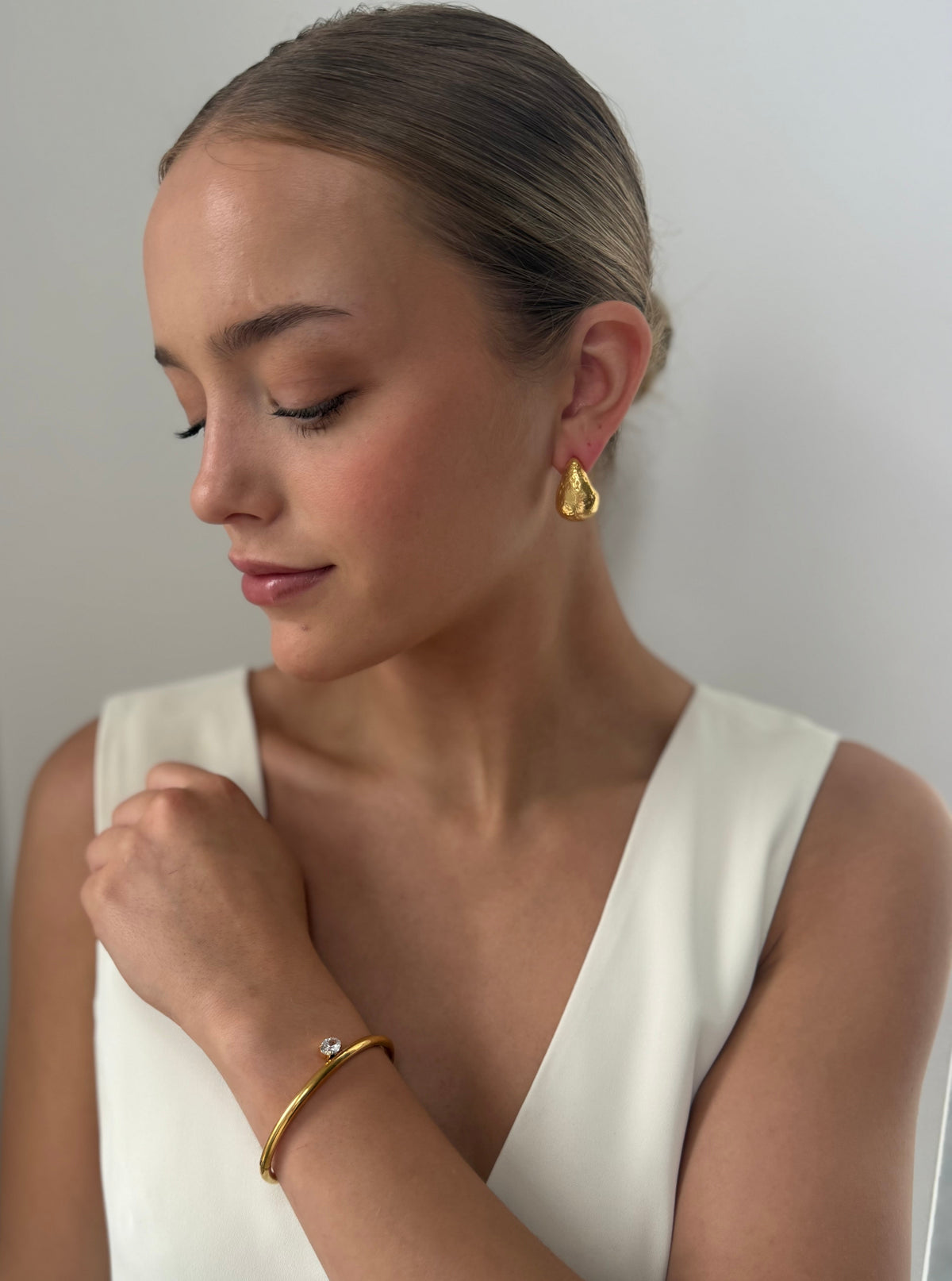 Calista - Gold Dome Earring