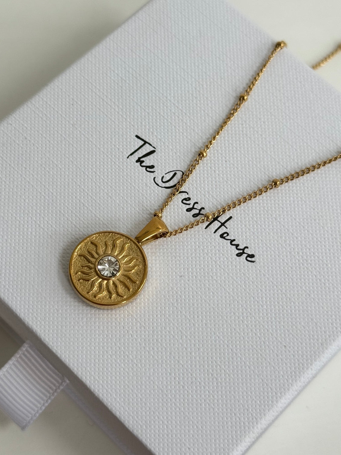 Cliona - Gold Sun Star Necklace