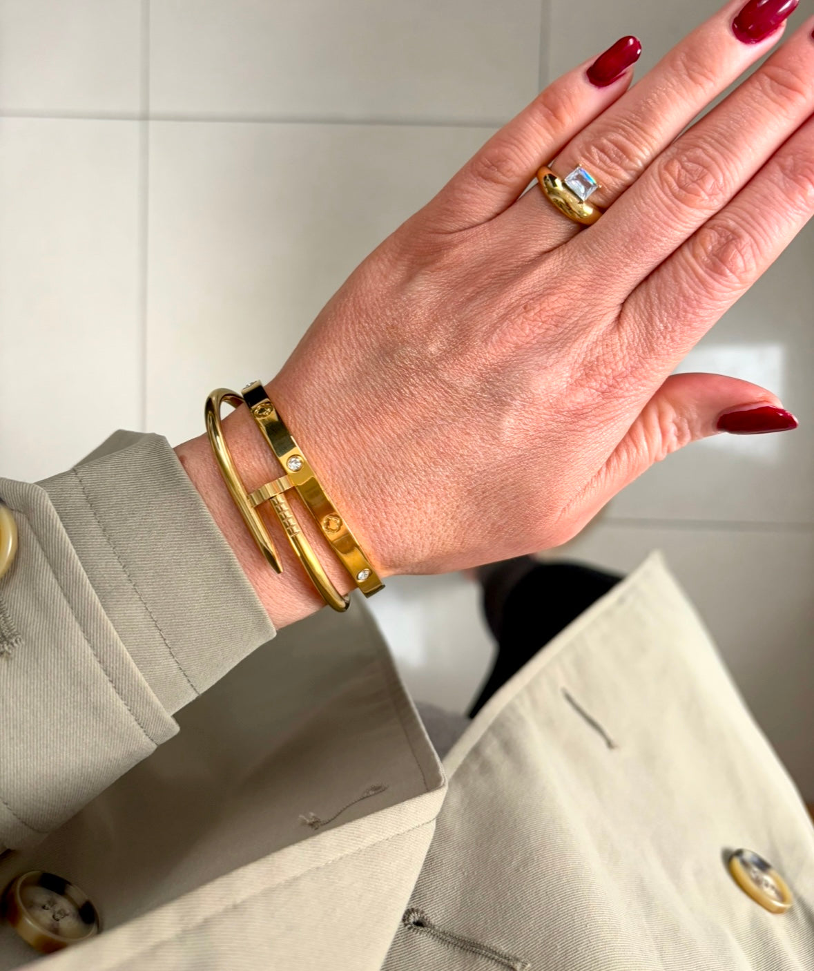 Valerie - Gold Ring