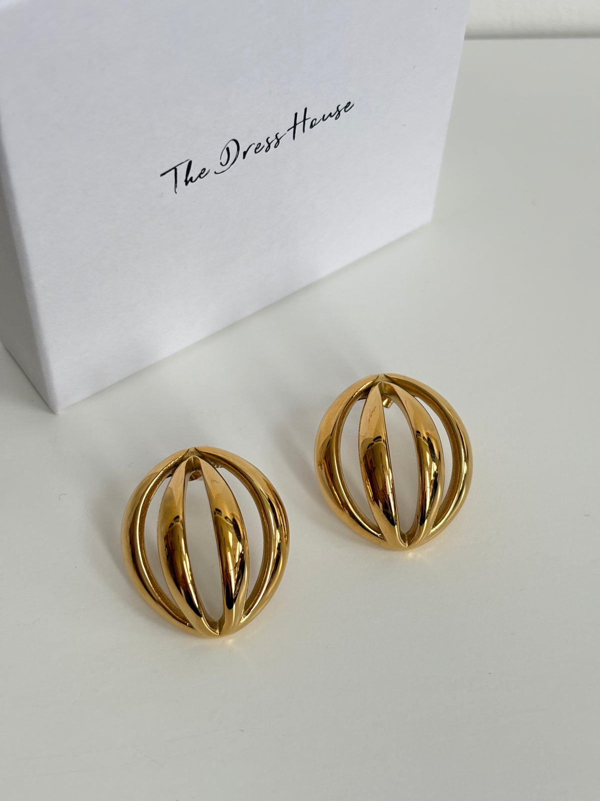 Adele - Gold Statement Earring