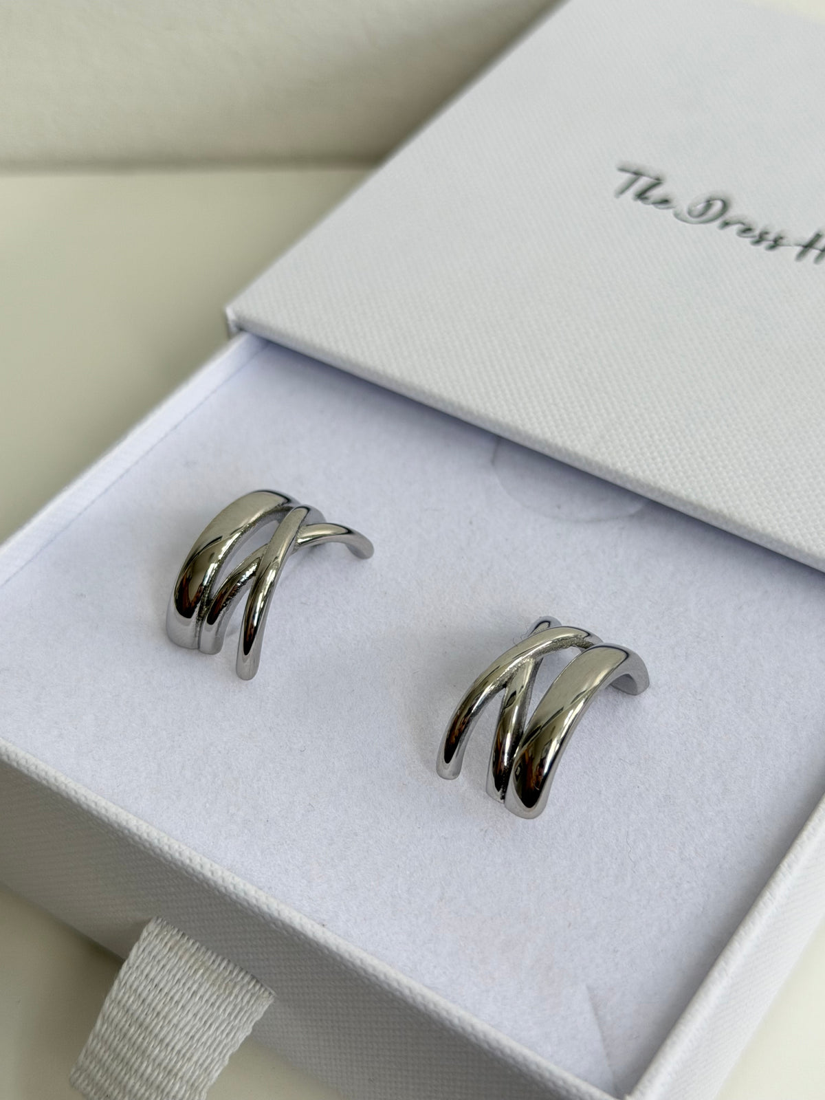 Nyla - Silver Hoop Earring