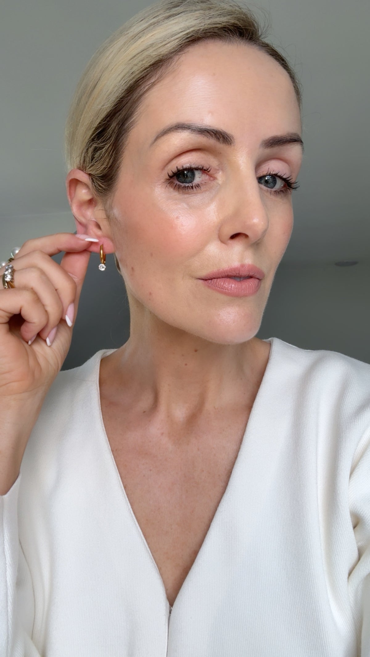 Megan - Gold Hoop Earring