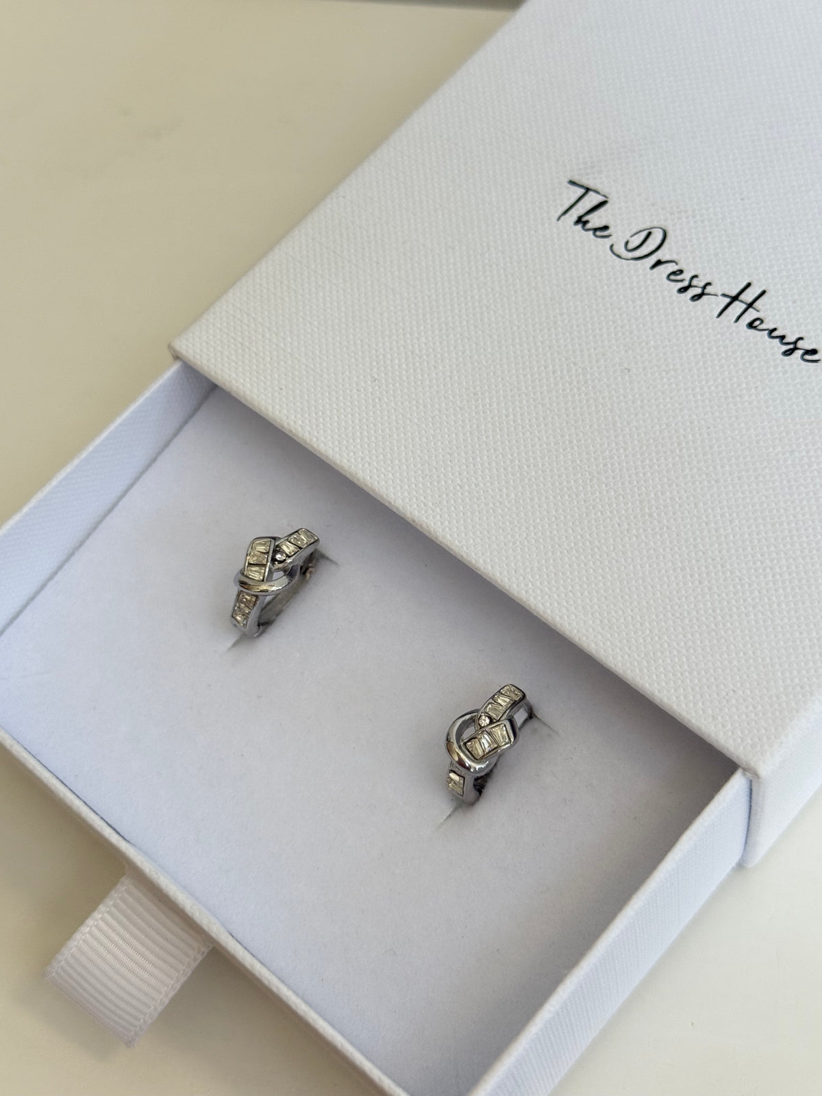Amy - Silver Hoop Knot Earring