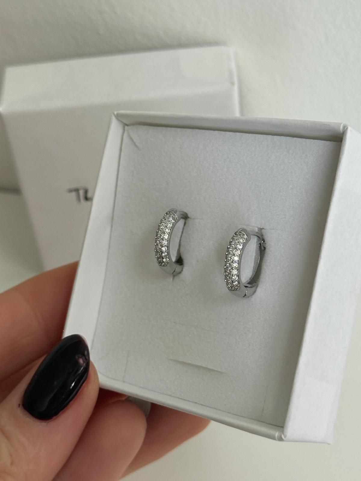 Kitty - Silver Hoop Earring