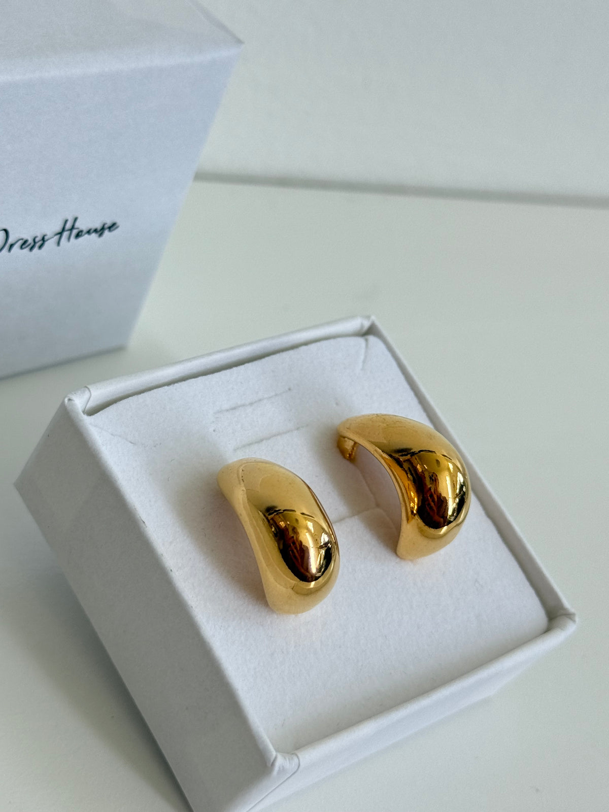 Simone - Gold Earring