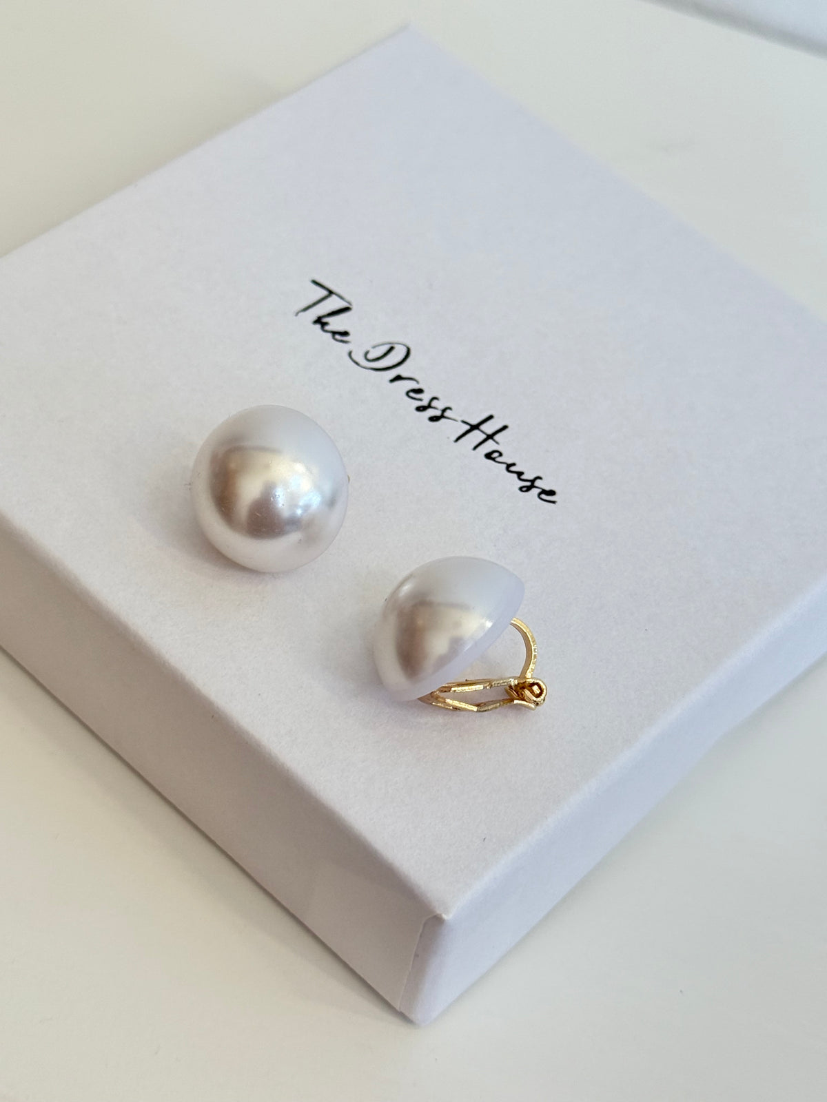 Olive - Gold Pearl Clip On Earring