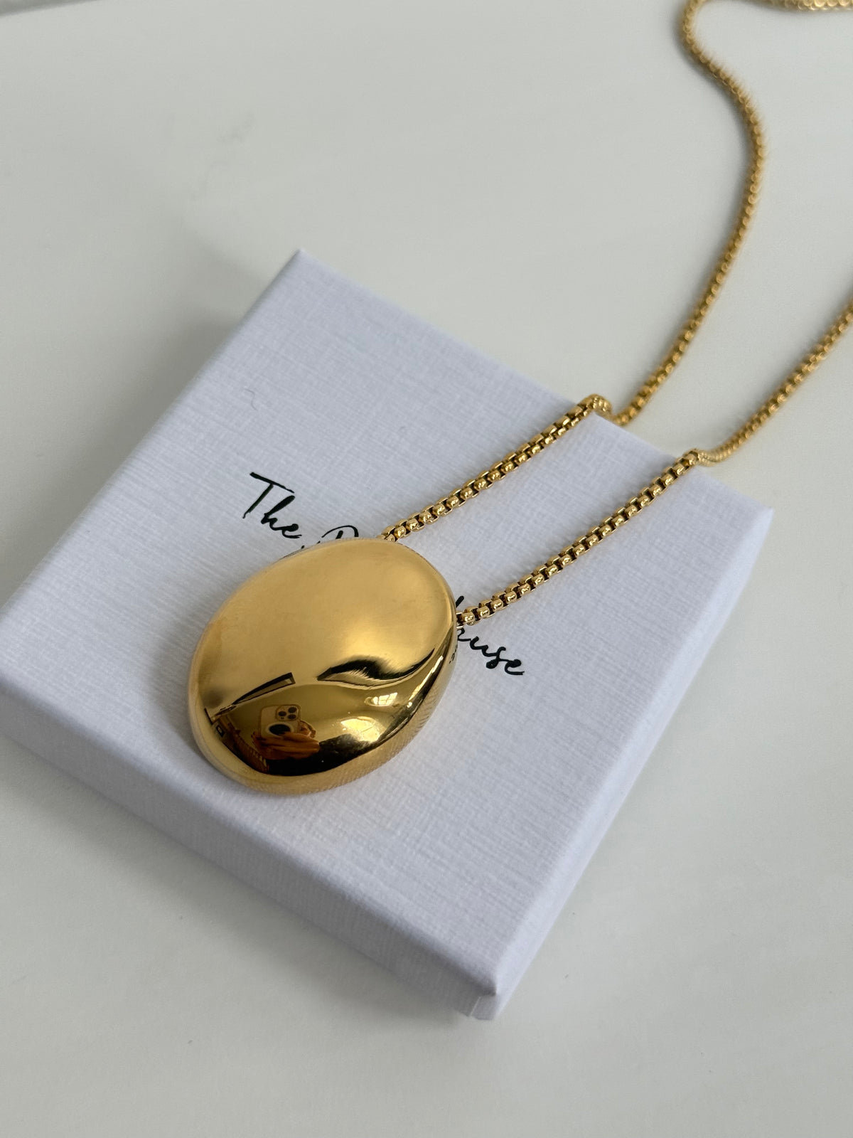 Cleo - Gold Necklace (long) Earring Set