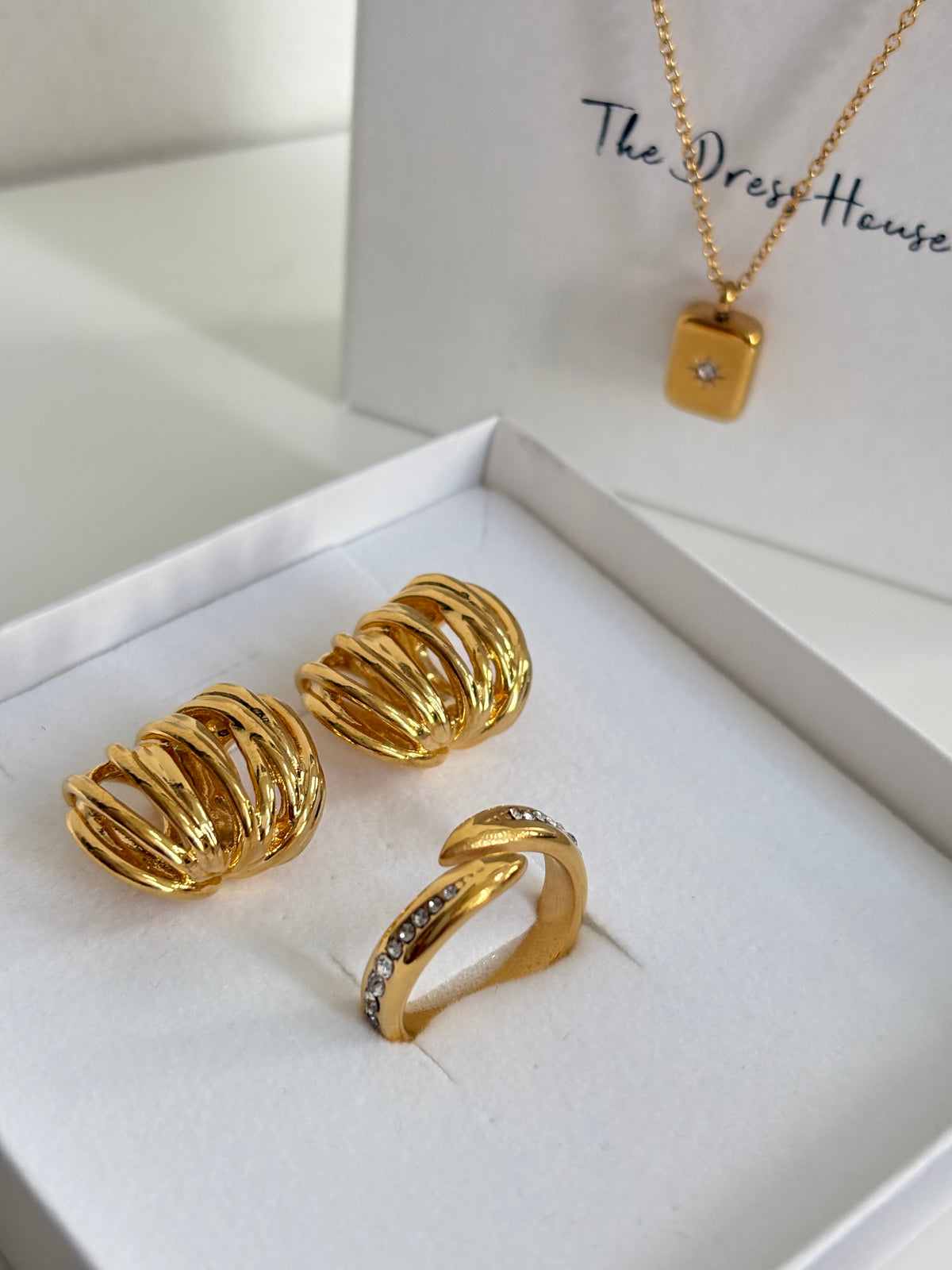 Dress House Gift Box 63 - Gold Necklace Earring Ring