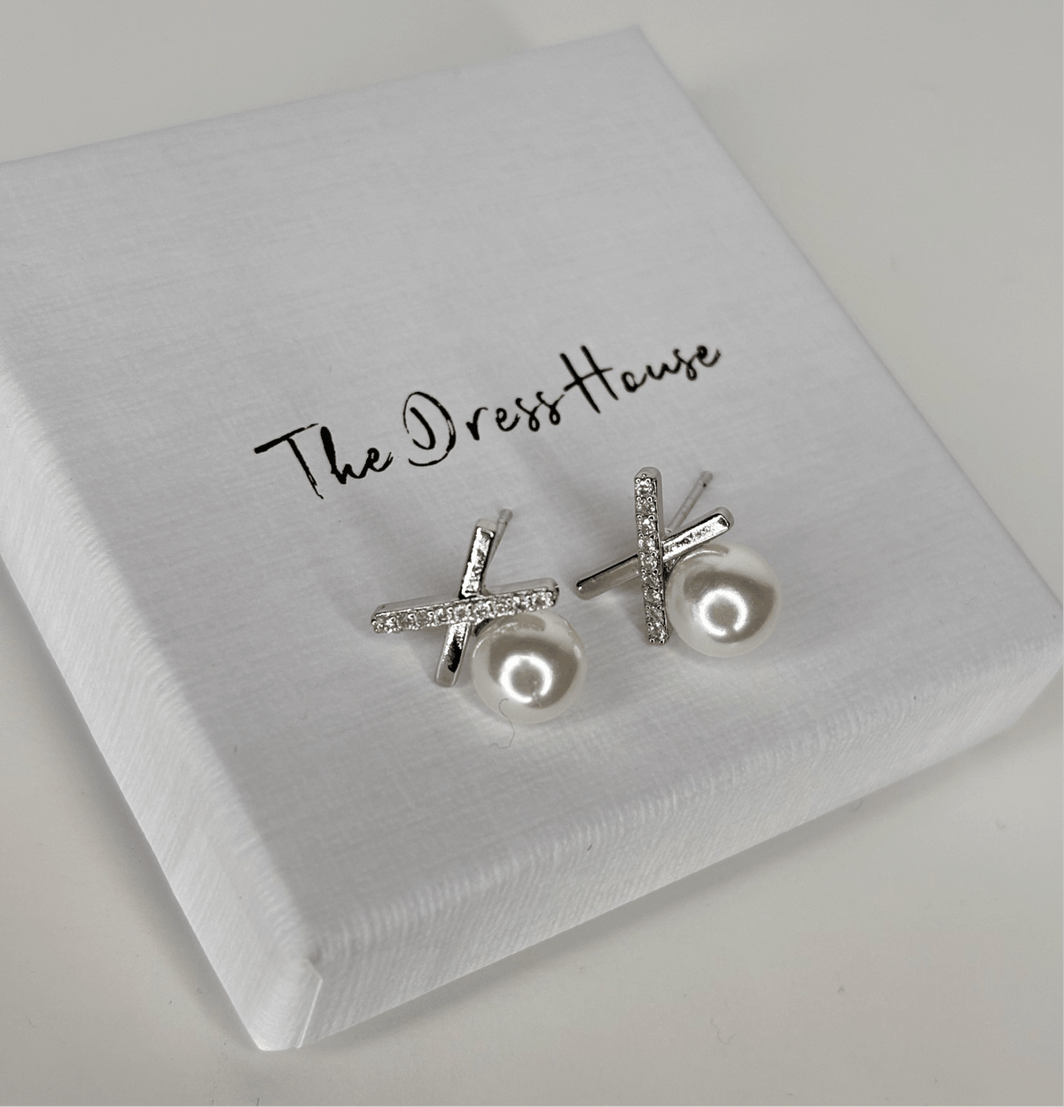 Lucy - Silver Pearl Stud Earring