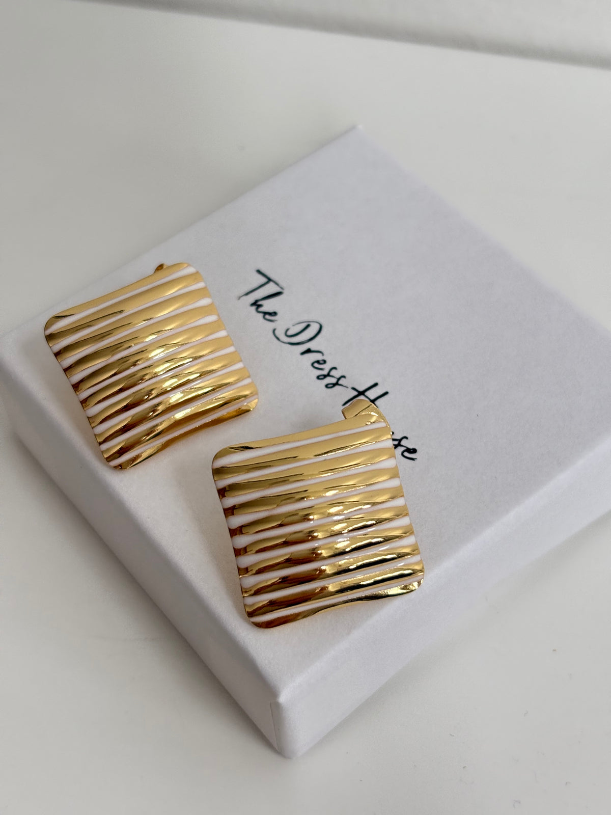 Kate - Gold White Earring