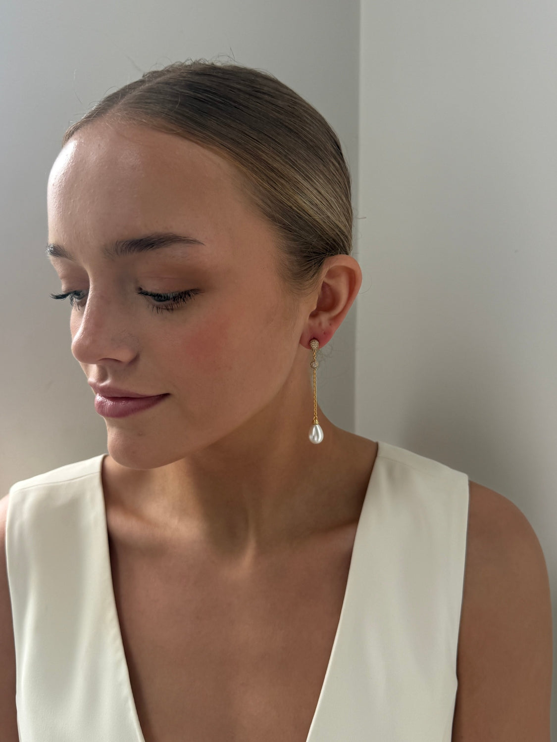 Margaux - Gold Pearl Earring