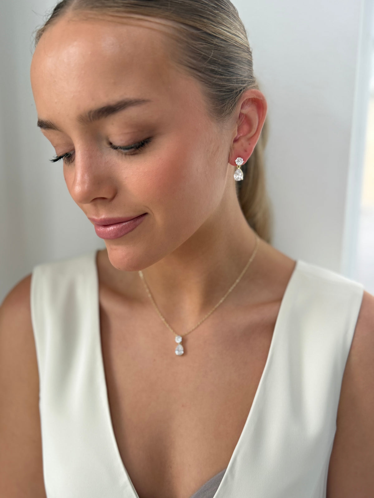 Isobel - Gold Diamanté Earring