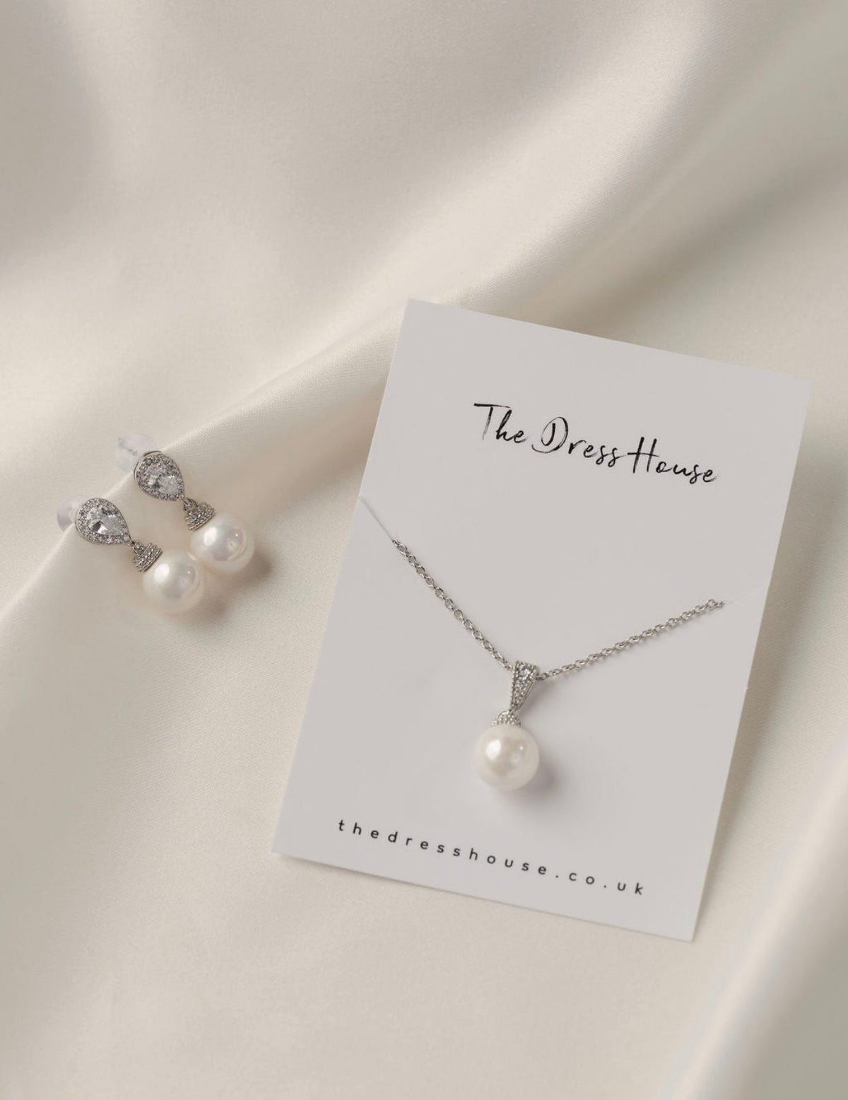 Lena - Silver Pearl Necklace Earring Gift Set