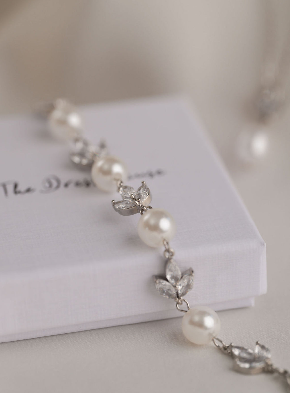 Willow - Silver Pearl Bracelet