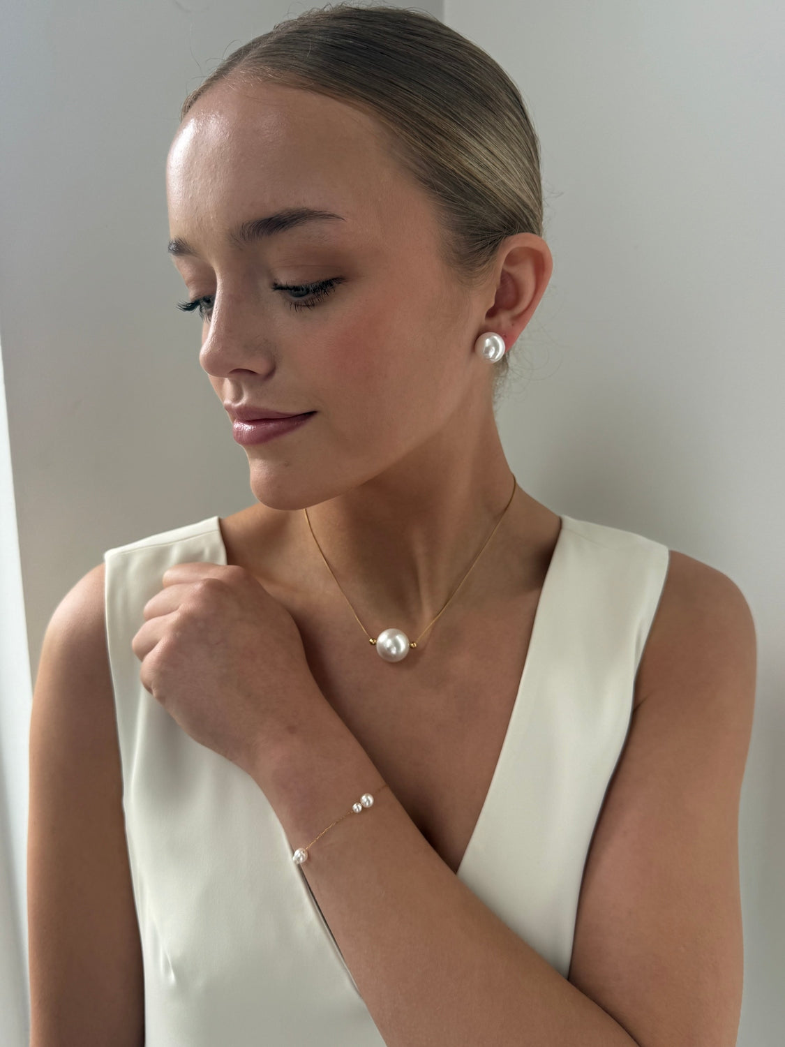 Daisy - Gold Pearl Bracelet
