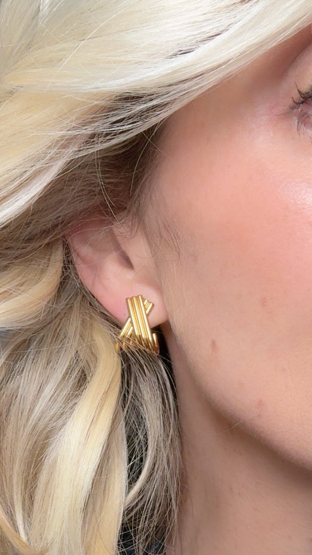 Jenny - Gold Earring