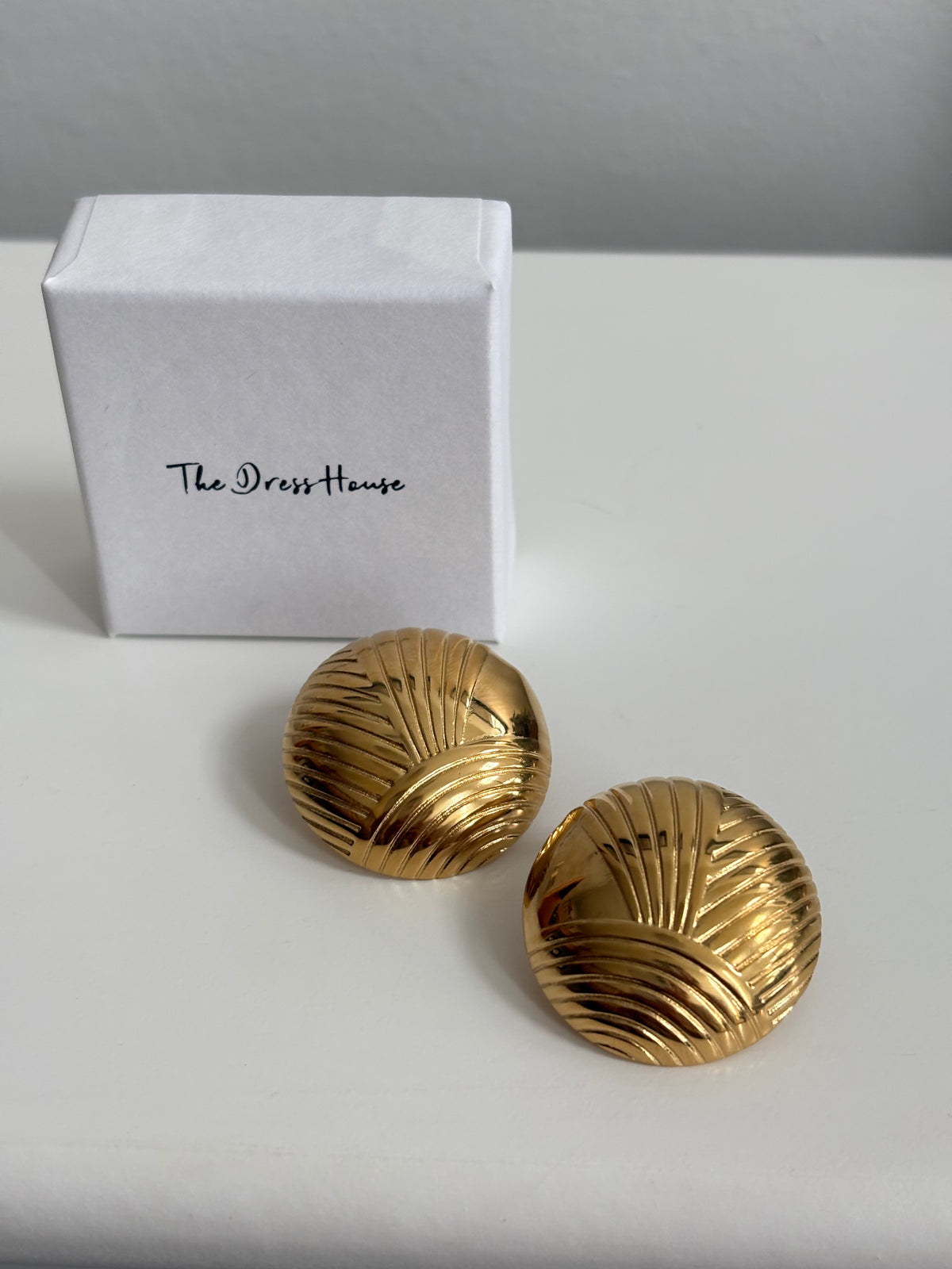Clara - Gold Statement Earring