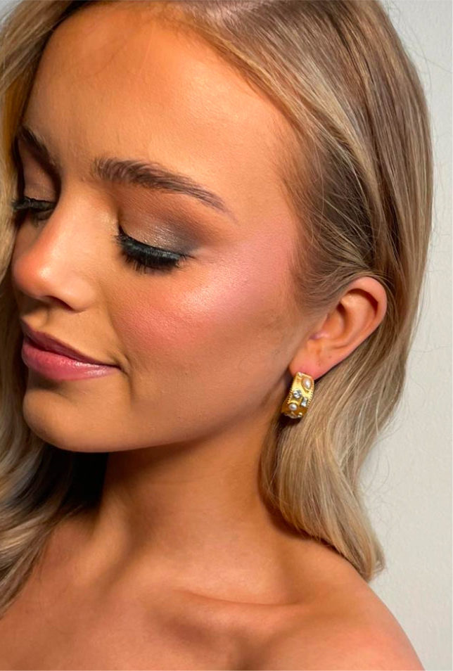 Toria - Gold Hoop Earring