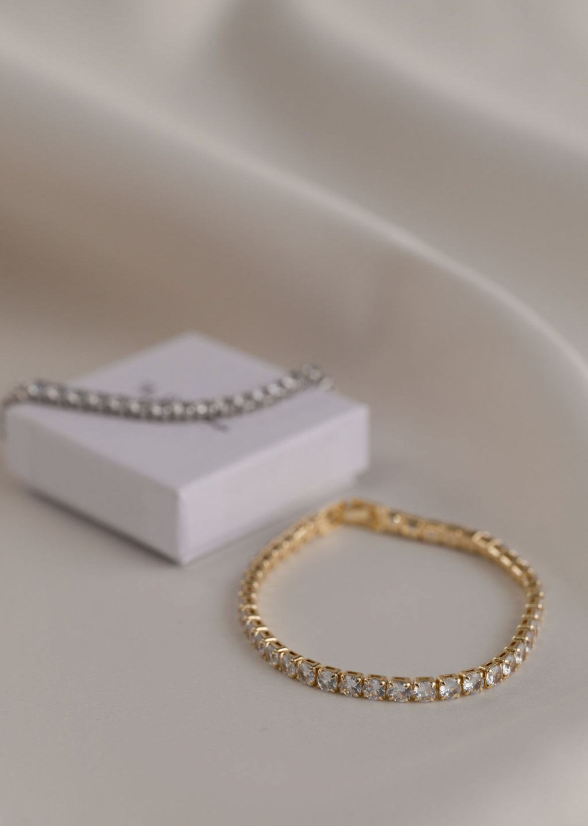 Anna - Gold Bracelet