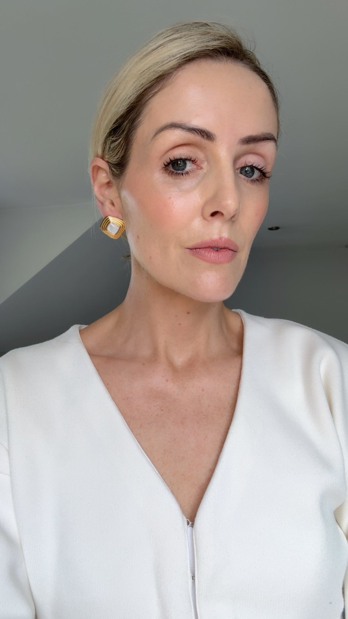 Valentina - Gold Cream Earring