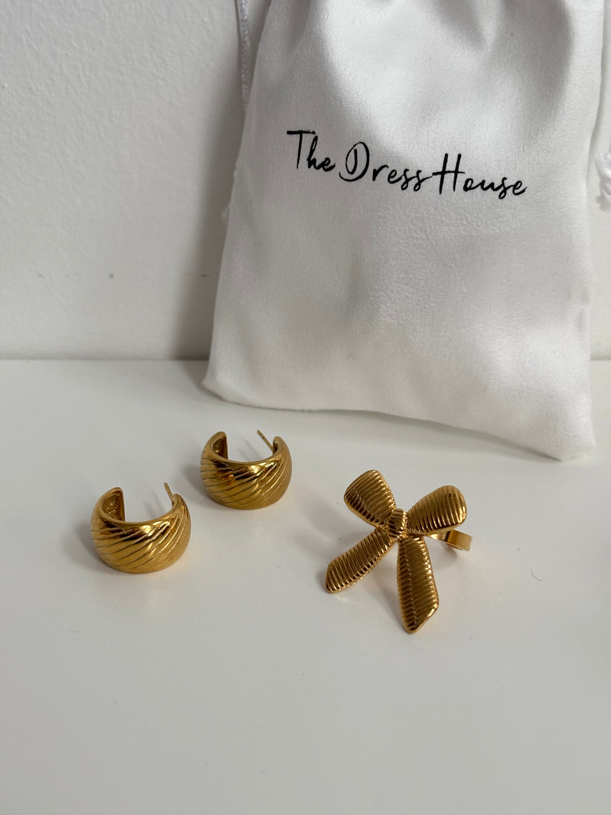 Dress House Gift Set 67 - Gold Ring Earring