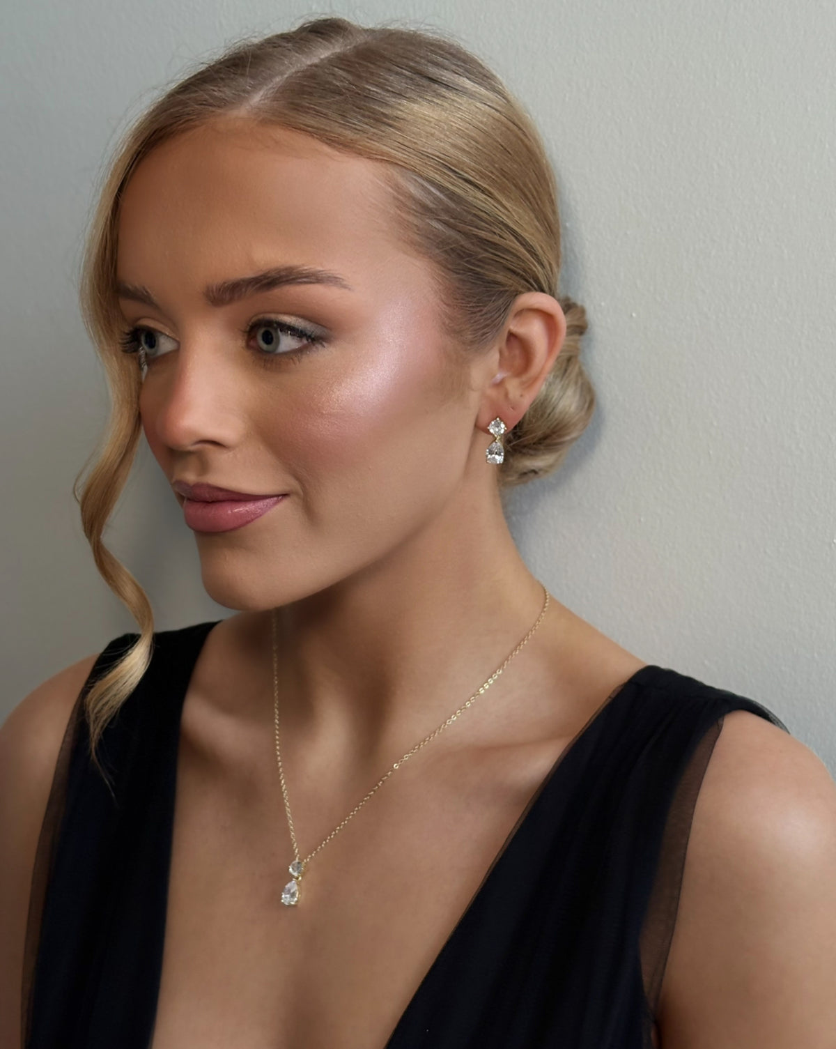 Isobel- Silver Diamanté Earring Necklace Set