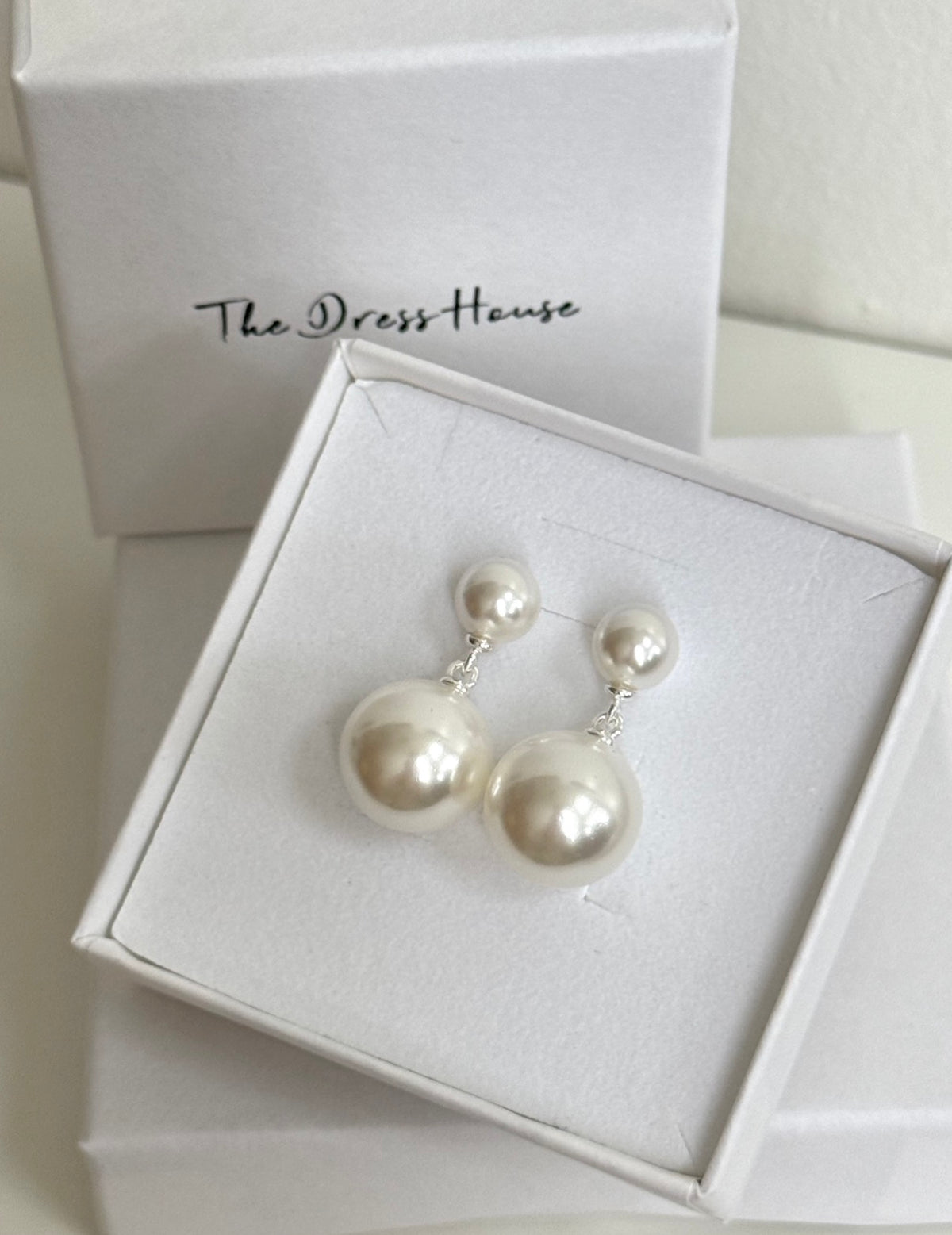 Carina - Silver Pearl Earring