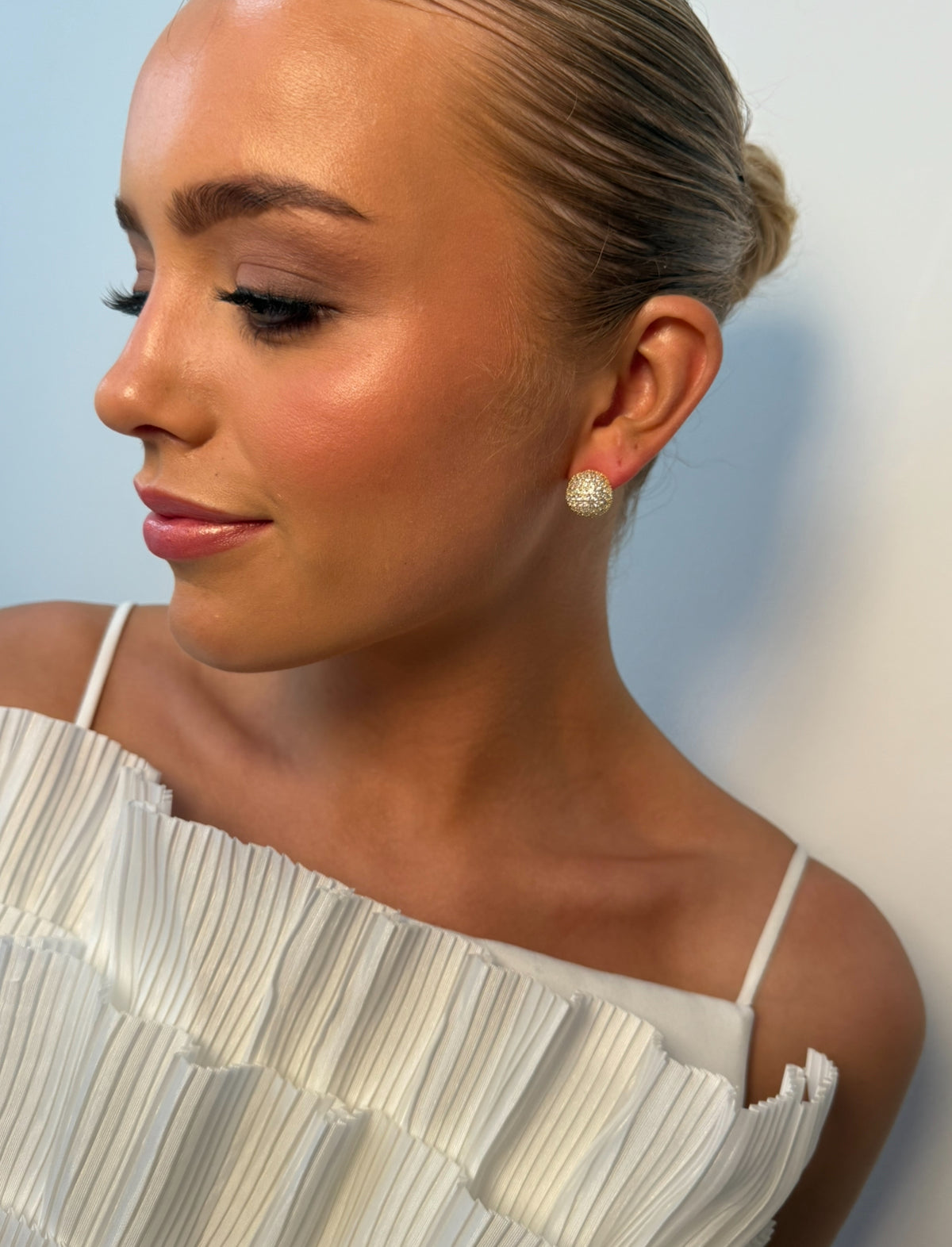 Carina - Gold Diamanté Stud Earring