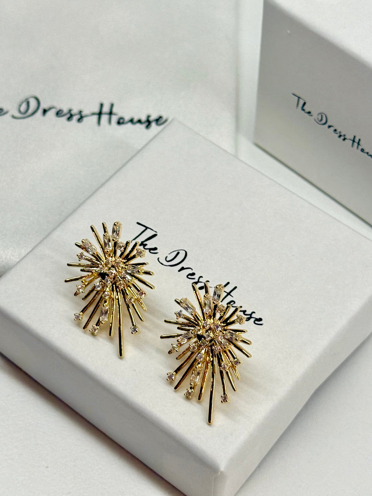 Stella - Gold Star Earring