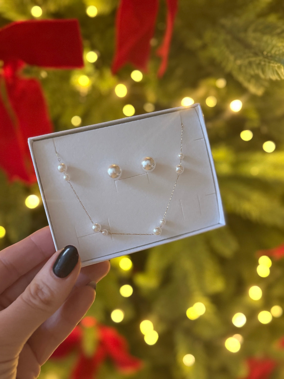 Christmas Gift Set 10 - Gold Pearl Necklace Earring