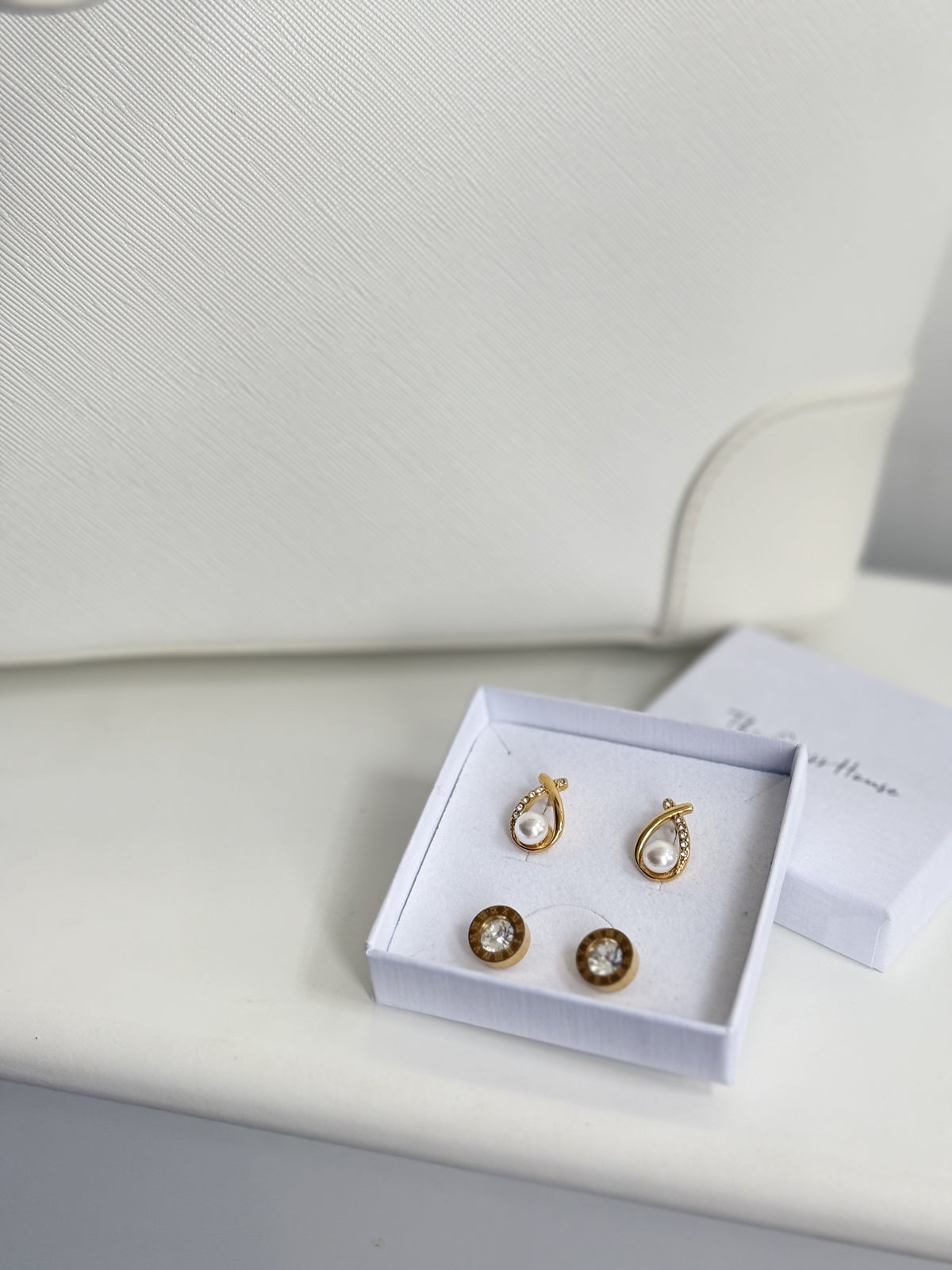 Dress House Gift Set 45 - Kim Handbag Gold Earring