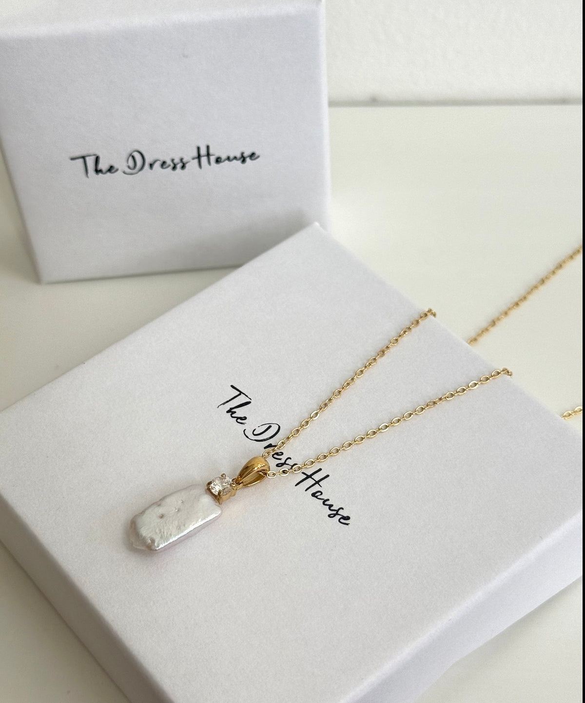 Isla - Gold Pearl Necklace