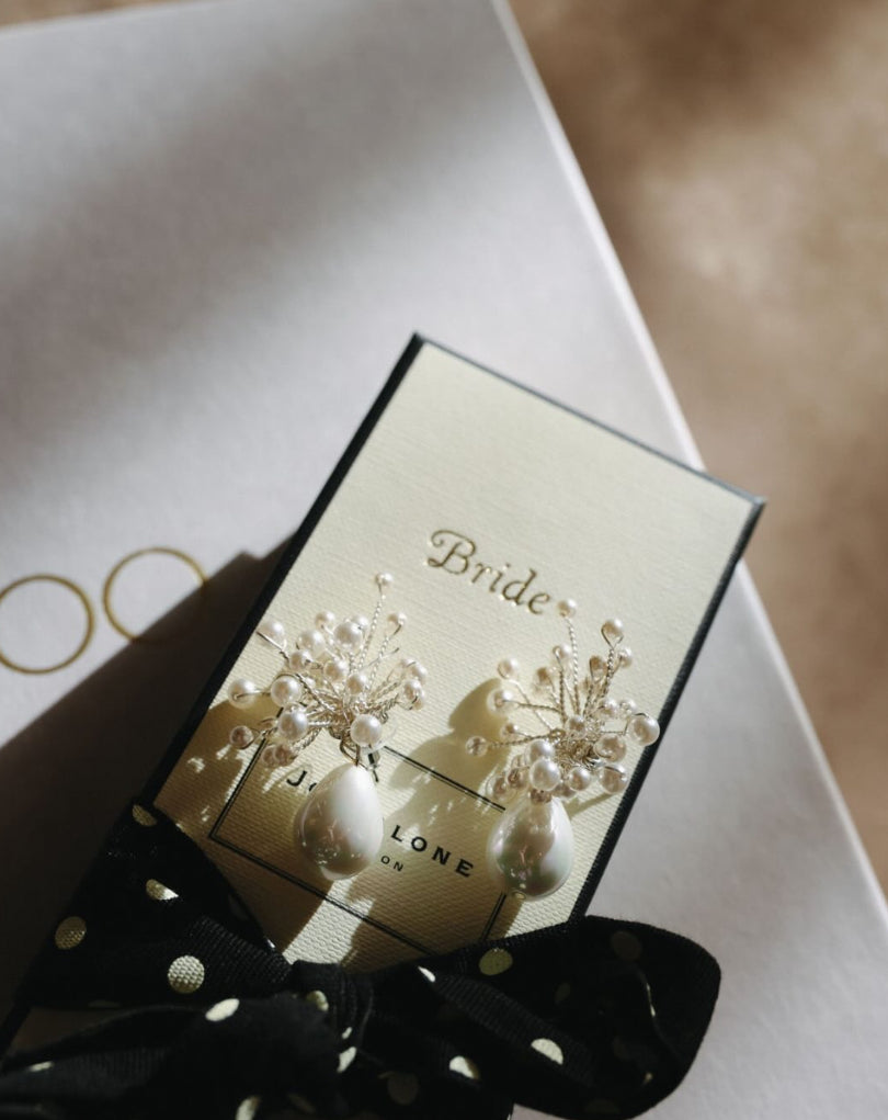 Sofia - Silver Pearl Earring