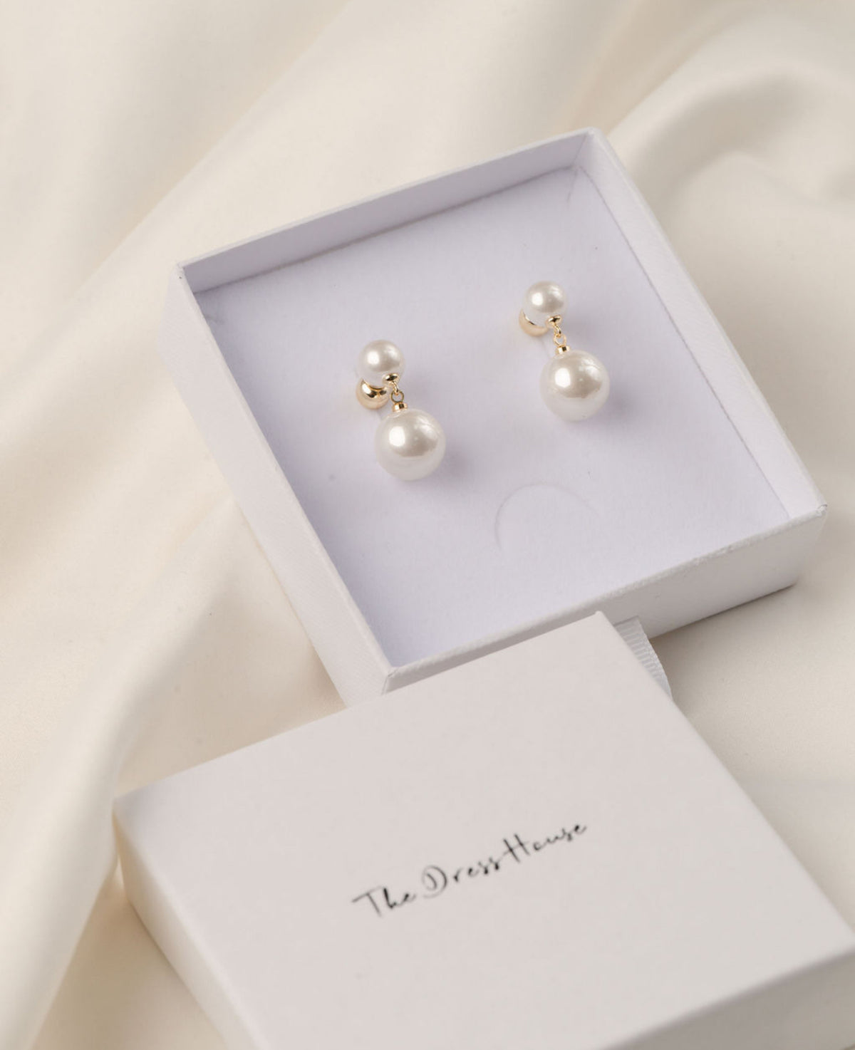 Calina - Pearl Gold Earring