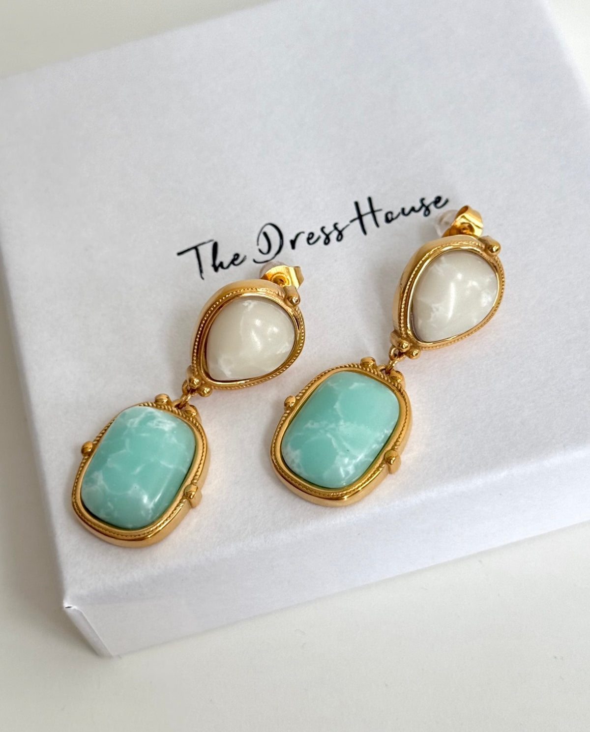 Sinnita - Gold Turquoise Earring