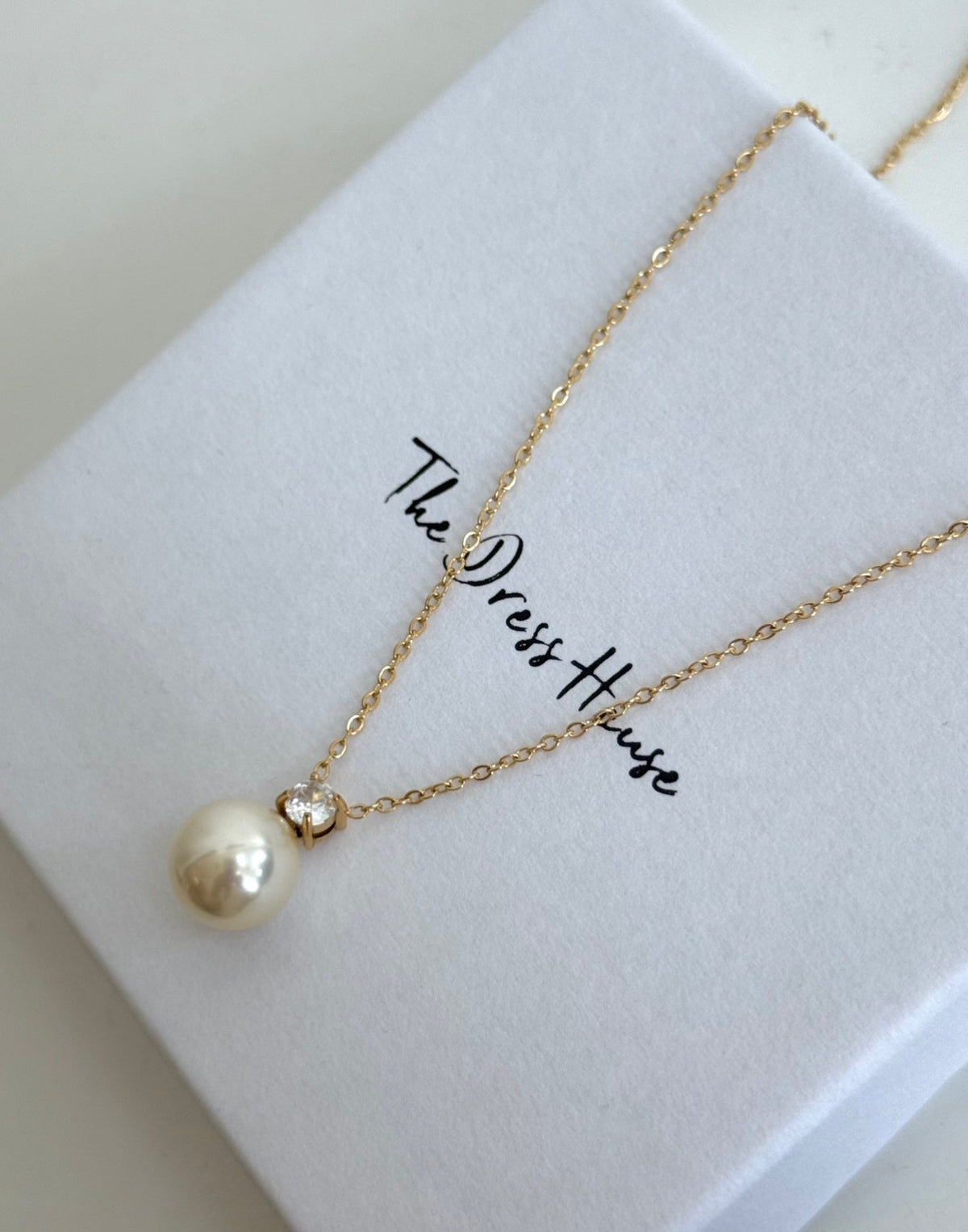 Mila - Gold Pearl Necklace