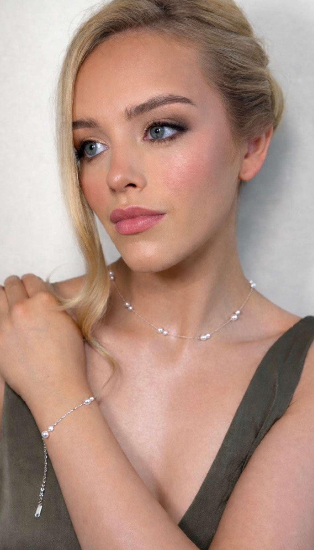 Daisy - Silver Pearl Bracelet Necklace Set