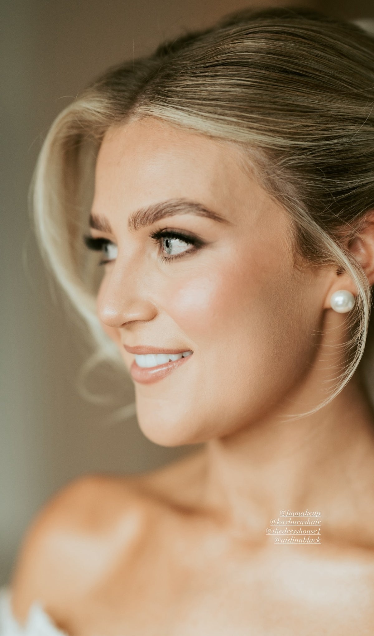 May - Gold Pearl Stud Earring