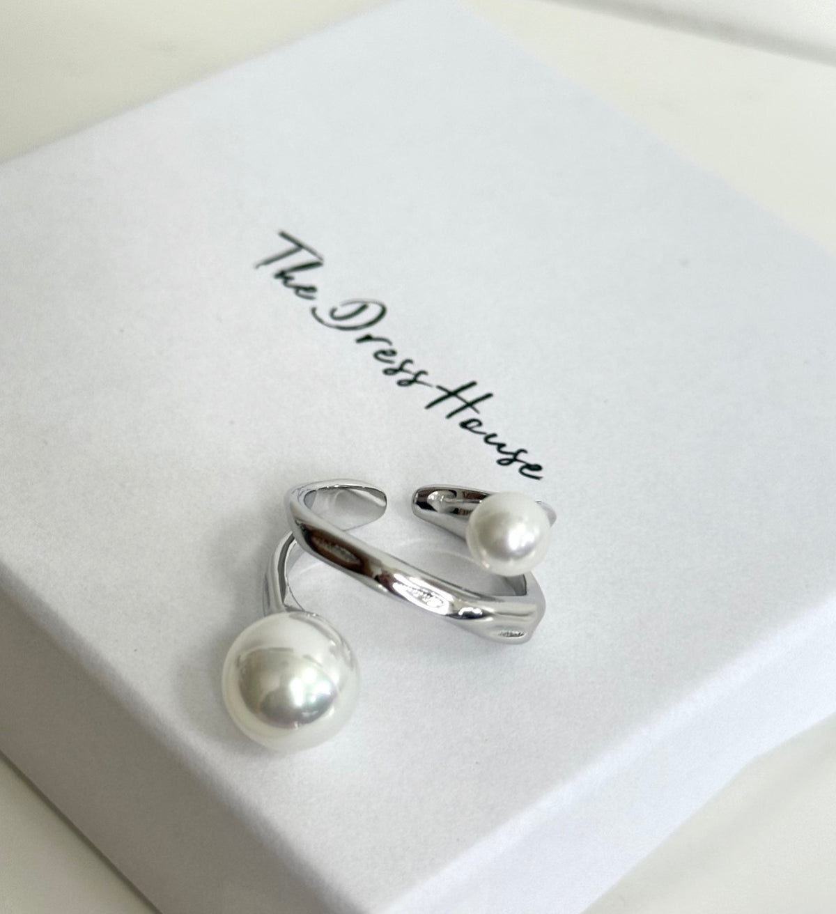 Kim - Silver Pearl Adjustable Ring