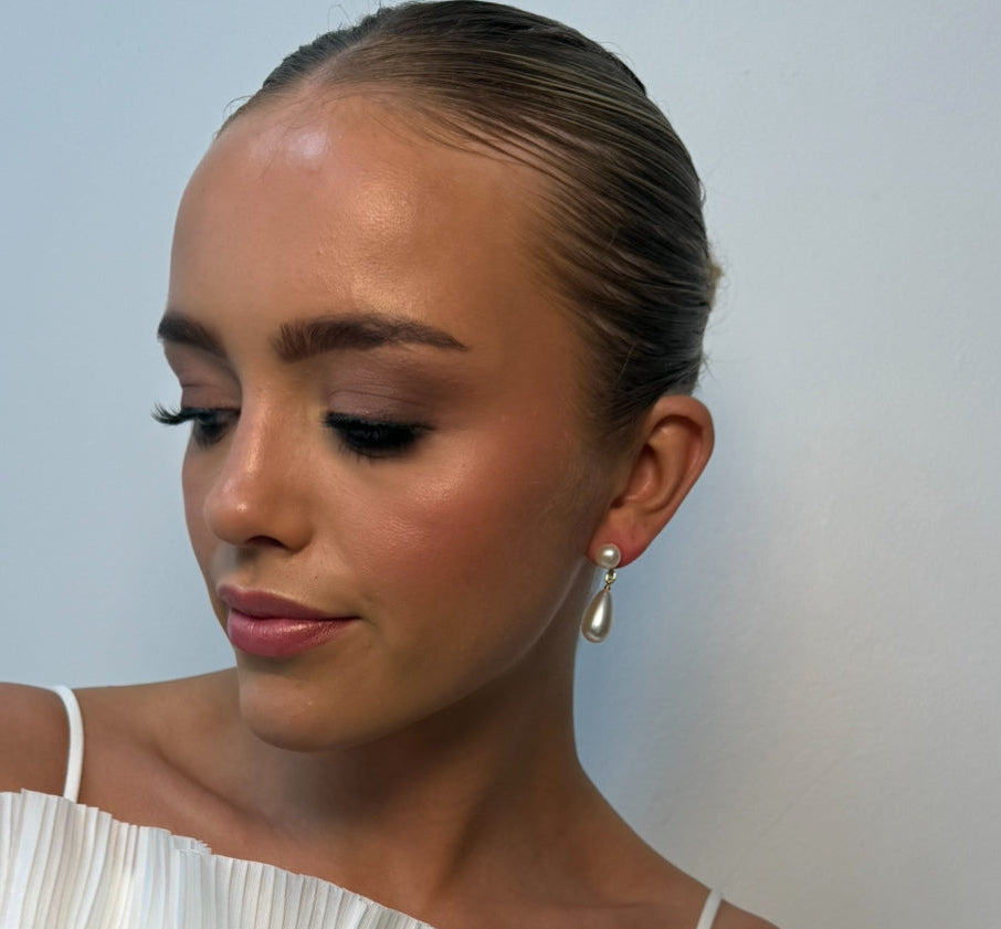 Catherine - Gold Pearl Earring