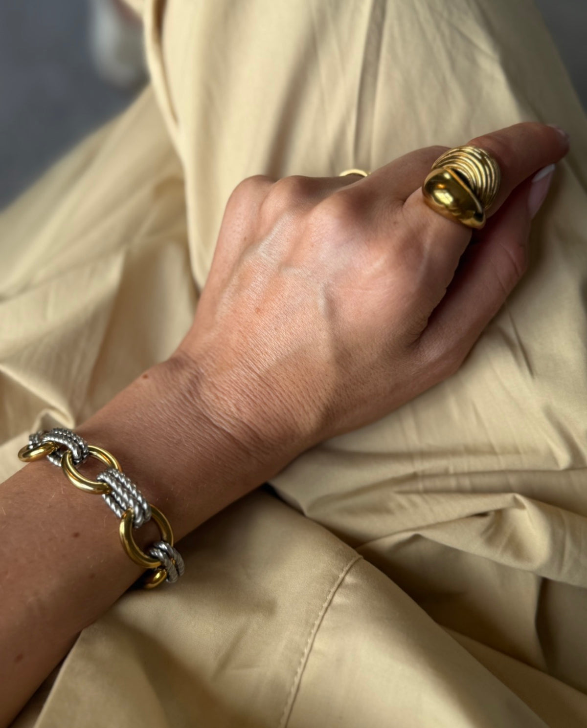 Izzy - Gold Silver Chunky Bracelet Necklace Set