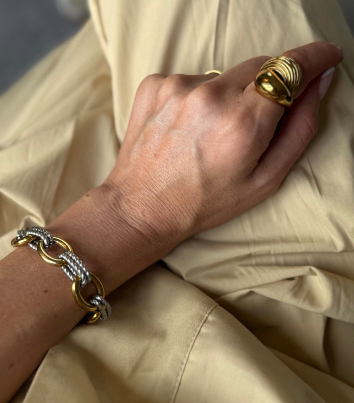 Izzy - Gold Silver Chunky Bracelet