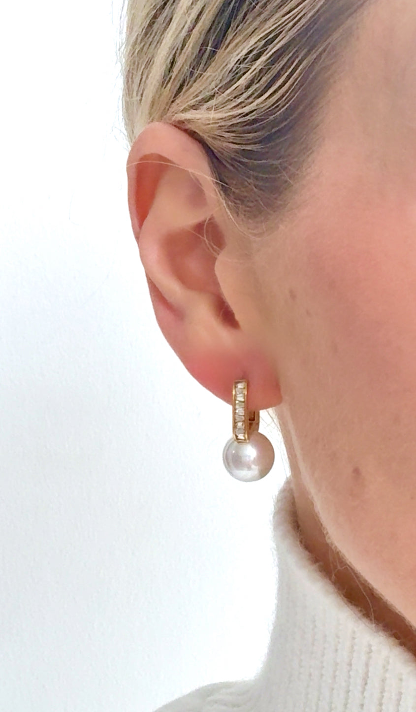 Alexius - Gold Pearl Earring