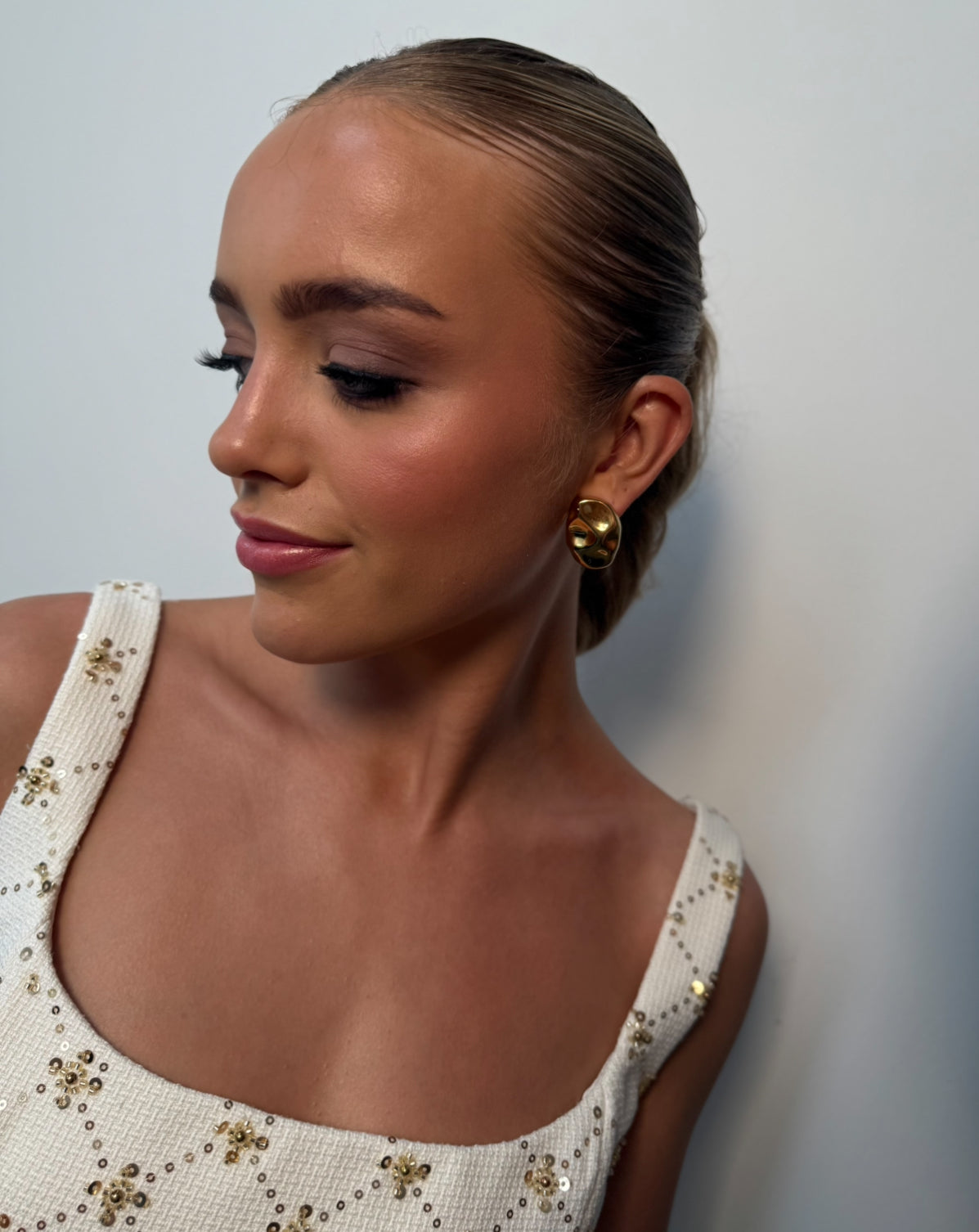 Anabella - Gold Stud Earring