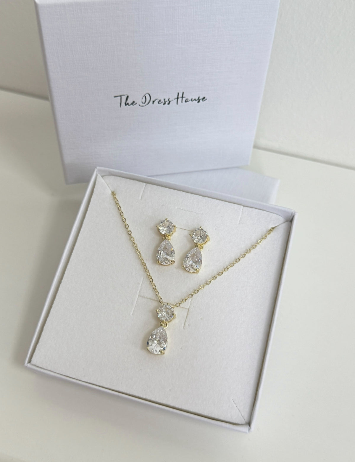 Isobel - Gold Diamonte Earring Necklace Set