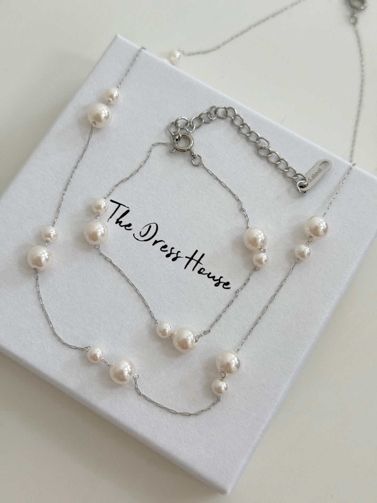 Daisy - Silver Pearl Bracelet Necklace Set