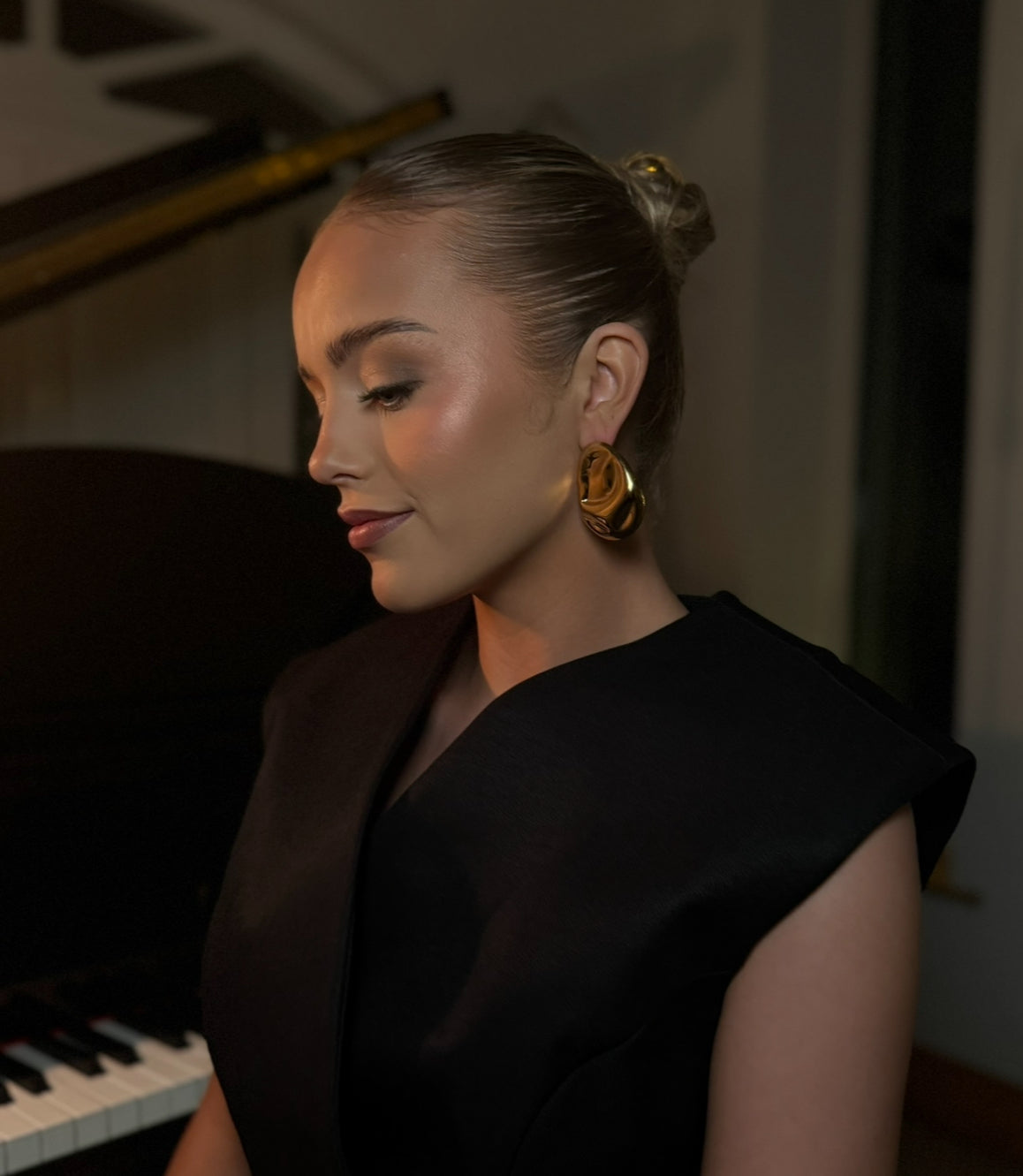 Cass - Gold Statement Earring